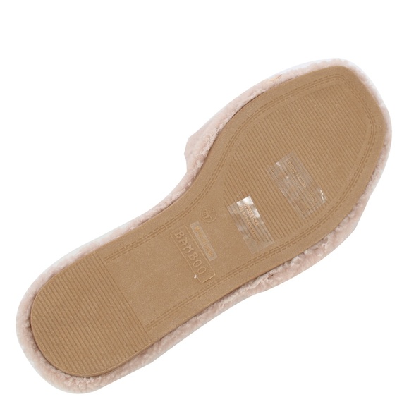 Size 8.5 Blush Faux Sherpa Slide Sandals - Picture 6 of 7